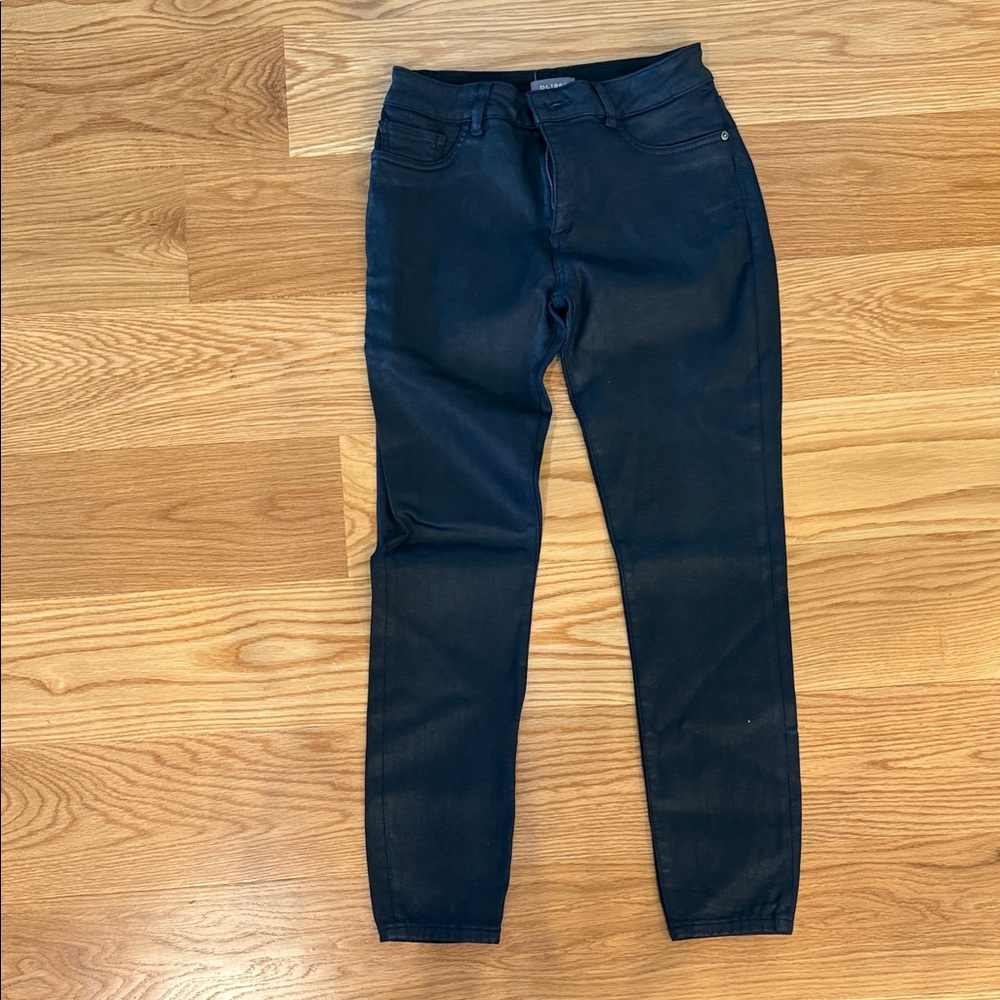 DL1961 Women's Black Skinny Jeans